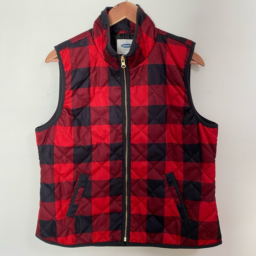 Red plaid buffalo check quilted puff vest